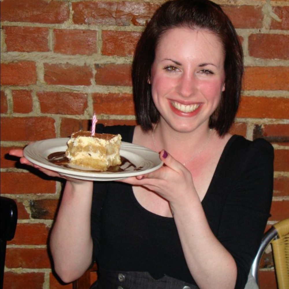 Meet your Posher, Leanna